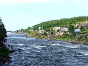kolatravel Kola Peninsula bus excursions holidays touring-car Historical museum Umba Russia interpreter translator German French English handicraft craft shops souvenirs tours pomor Tersky coast