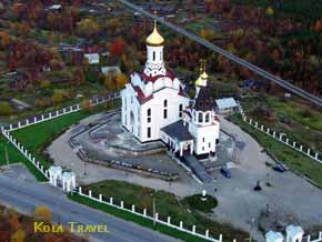 Kola Travel White Barents Sea Russian Lapland culture Lapps saami sightseeing Murmansk Polar circle Apatity Kirovsk Monchegorsk Lovozero Khibiny mountains harbour bus holiday bus excursion excursions cathedral Orthodox church city coast Ivalo Kirkenes Kola Peninsula Lappish people Lotta route Russian Federation Russian-English German interpreter sightseeing touring-car tours Alakurtti