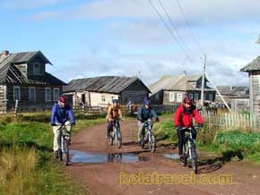 hiking holidays khibiny tundra rafting holidays umba river biking cycling white sea coast adventure holidays kola peninsula russia